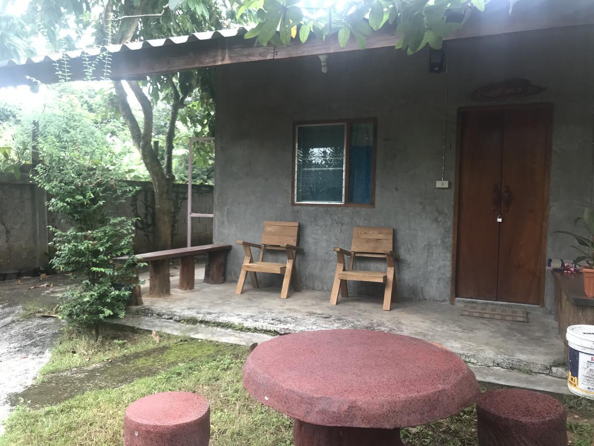 Ban Pataraphan: Traditional Thai Retreat in Khunyuam, Maehongson Ban Khun Yuam Exterior photo