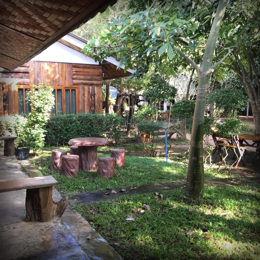 Ban Pataraphan: Traditional Thai Retreat in Khunyuam, Maehongson Ban Khun Yuam Exterior photo